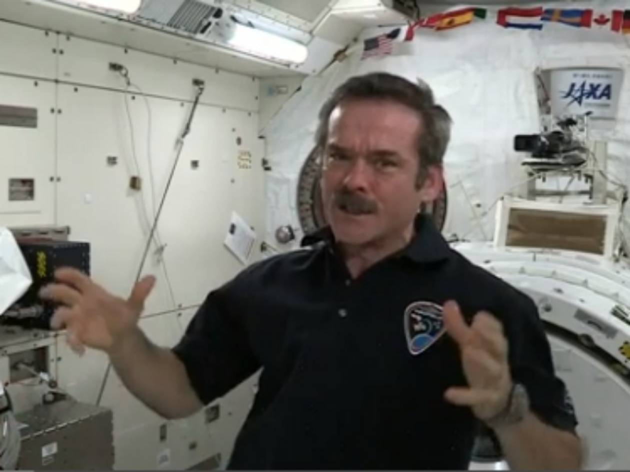Βίντεο: Δείτε πώς κοιμούνται οι αστροναύτες στο διάστημα