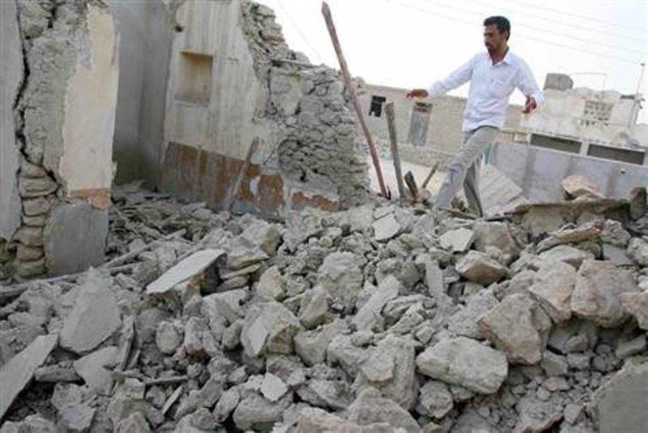 Ιράν:40 νεκροί από το σεισμό - Εκκενώνουν ουρανοξύστες