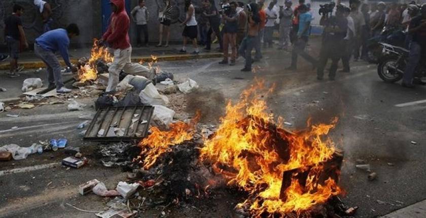 Πέντε νεκροί σε μετεκλογικά επεισόδια στη Βενεζουέλα
