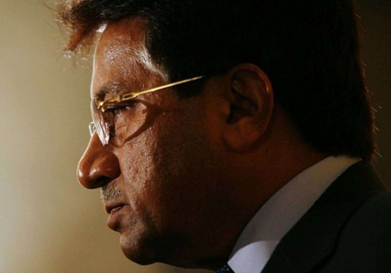 Πακιστάν: Παρατείνεται η προληπτική κράτηση του Μουσάραφ