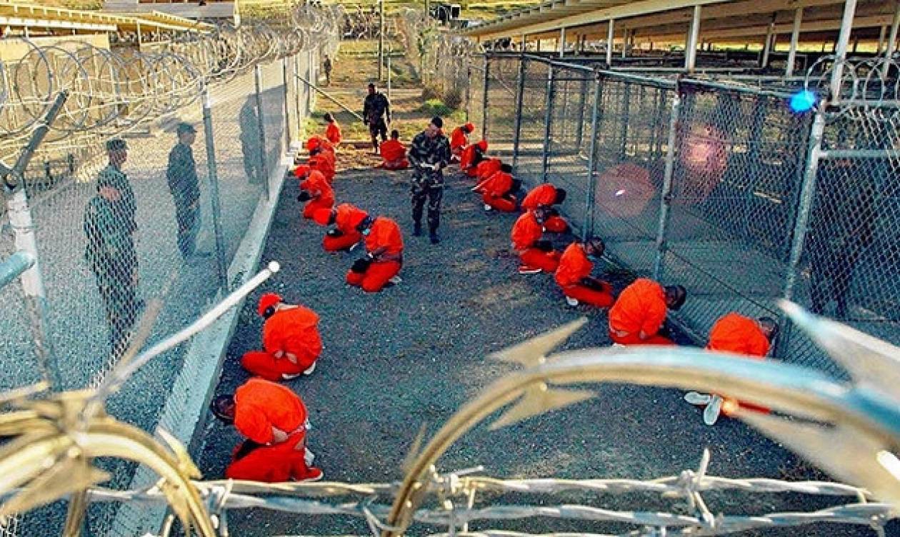 Σε απεργία πείνας οι μισοί κρατούμενοι στο Γκουαντάναμο
