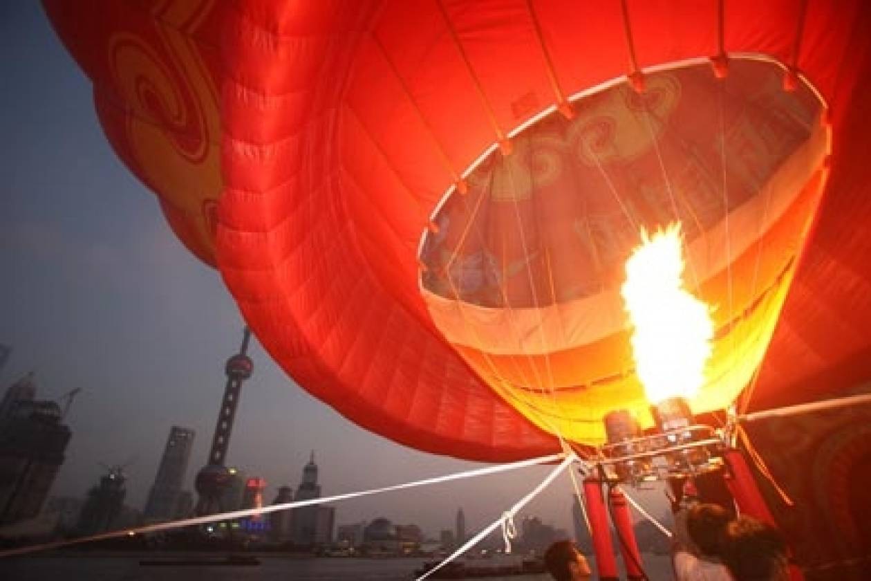 Αερόστατο κατέπεσε στον Ειρηνικό - Δύο αγνοούμενοι