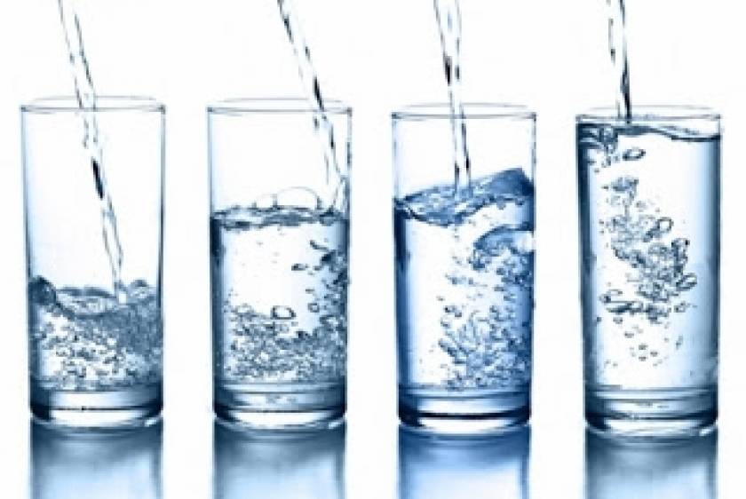 Κάθε πότε είναι καλό να πίνουμε νερό;