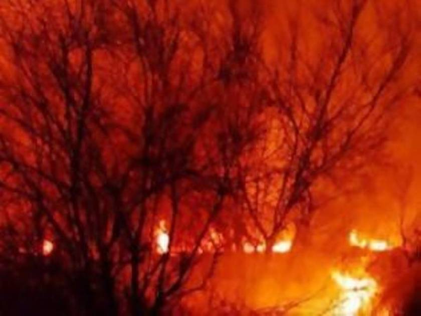 Πυρκαγιά σε συνοικία της παλιάς Λευκωσίας-Λιποθύμησαν πυροσβέστες