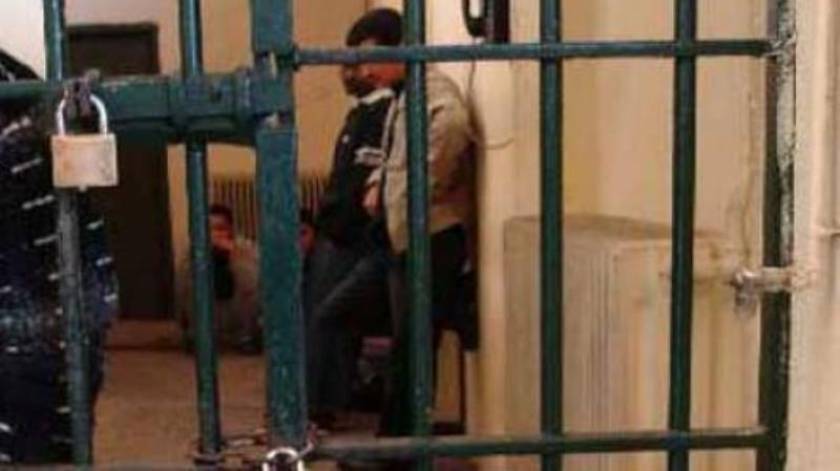 ΣΥΡΙΖΑ: Άθλιες οι συνθήκες κράτησης στα Αστυνομικά Τμήματα