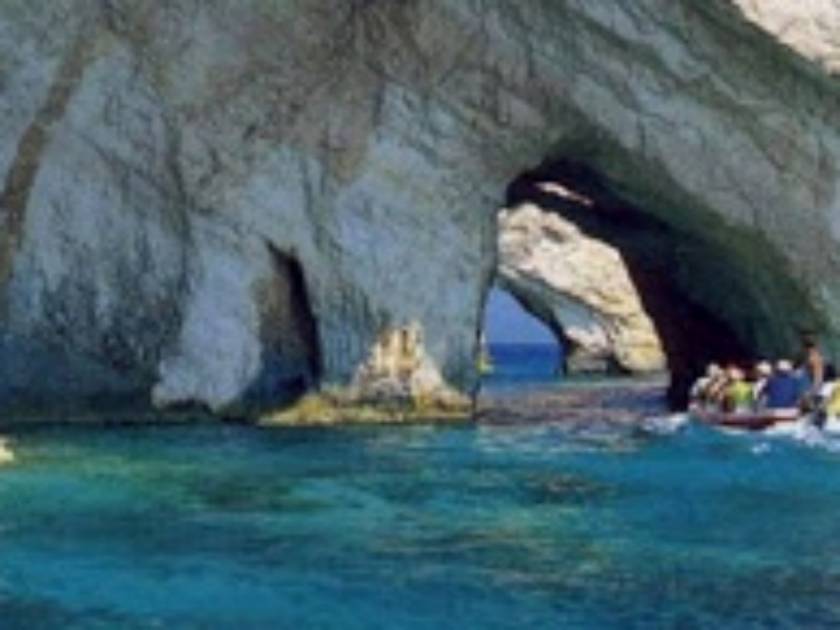 Τρία ελληνικά νησιά στη δεκάδα των φθηνότερων προορισμών στην Ευρώπη