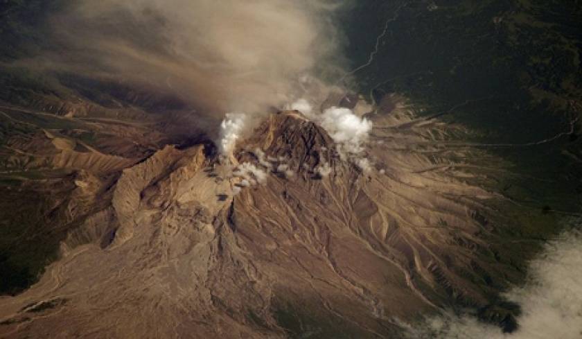 Τέφρα ηφαιστείου 5 χιλιομέτρων πάνω από την Καμπτσάτκα
