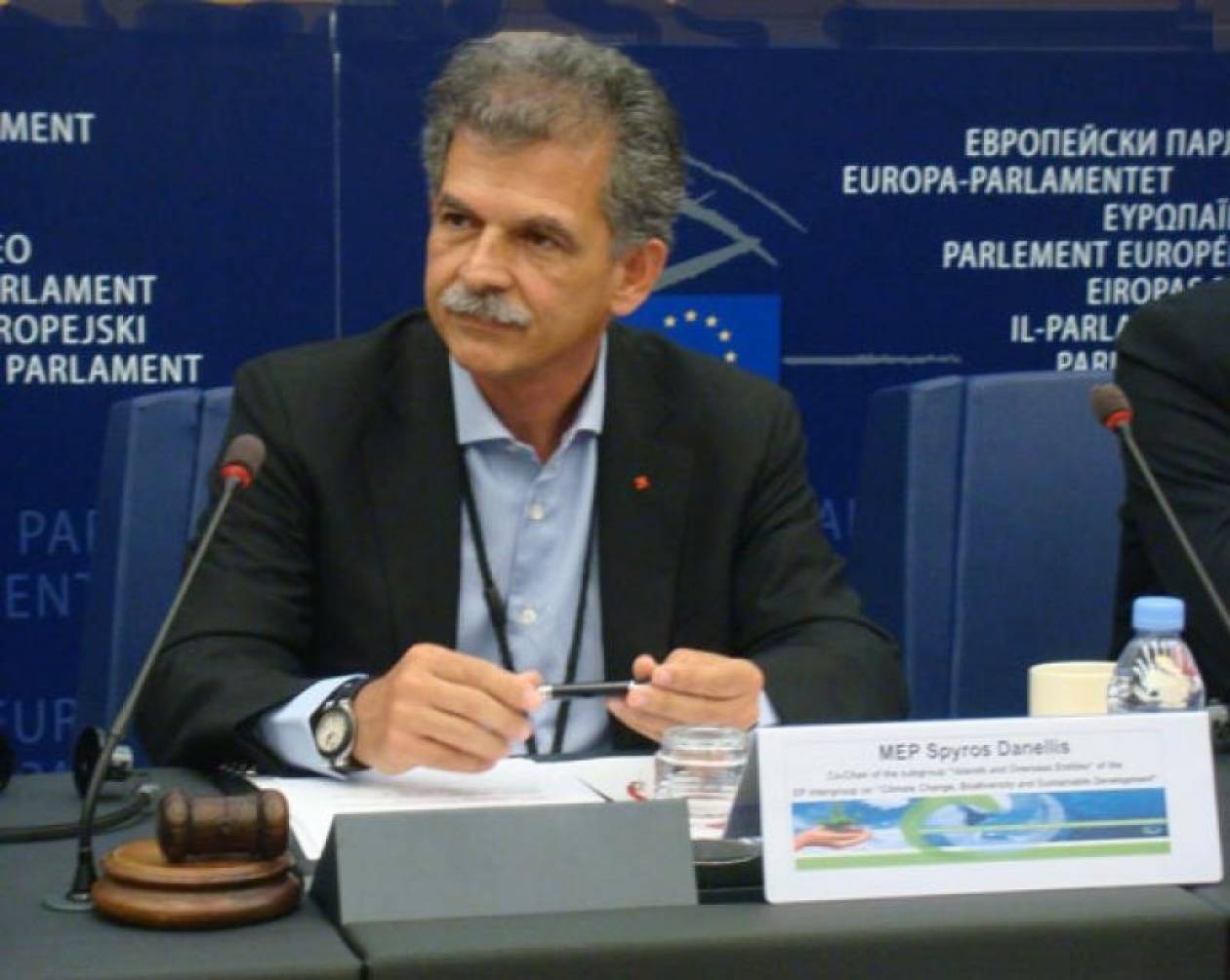 Αίρεται η ασυλία του Ευρωβουλευτή του ΠΑΣΟΚ Σπύρου Δανέλλη