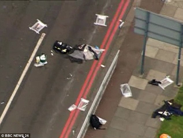 Τρομοκρατική επίθεση στο Λονδίνο; Αποκεφάλισαν στρατιώτη