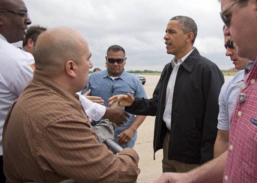 Οκλαχόμα: Ο Ομπάμα κάλεσε τους αμερικάνους να βοηθήσουν τους πληγέντες