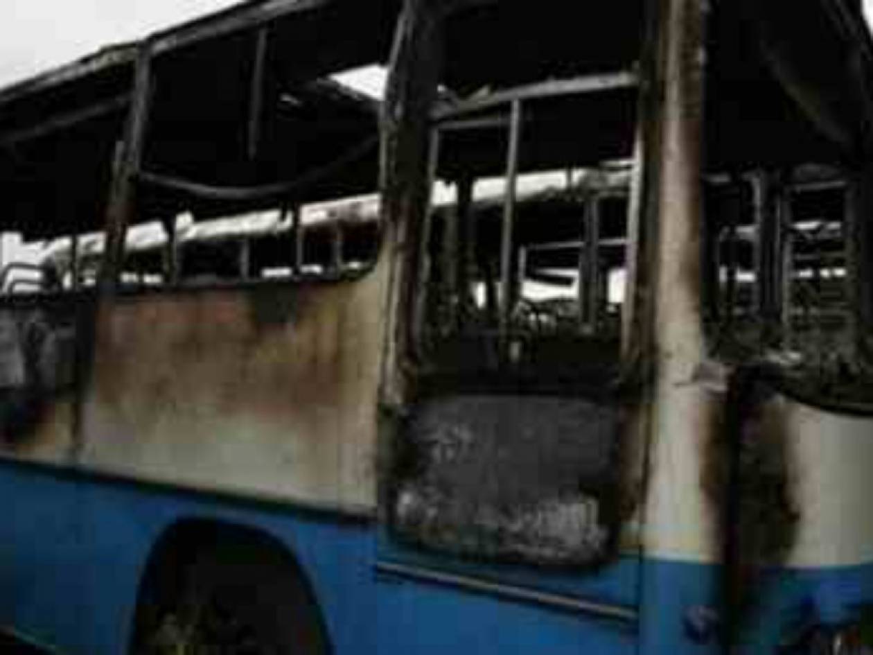 Αστικό λεωφορείο κάηκε ολοσχερώς στη Δράμα