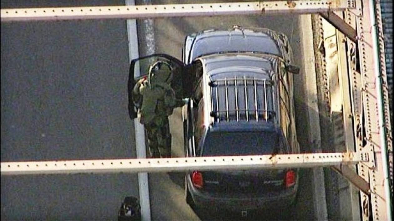 Βίντεo: Ύποπτο όχημα η αφορμή για να κλείσει η γέφυρα του Μπρούκλιν
