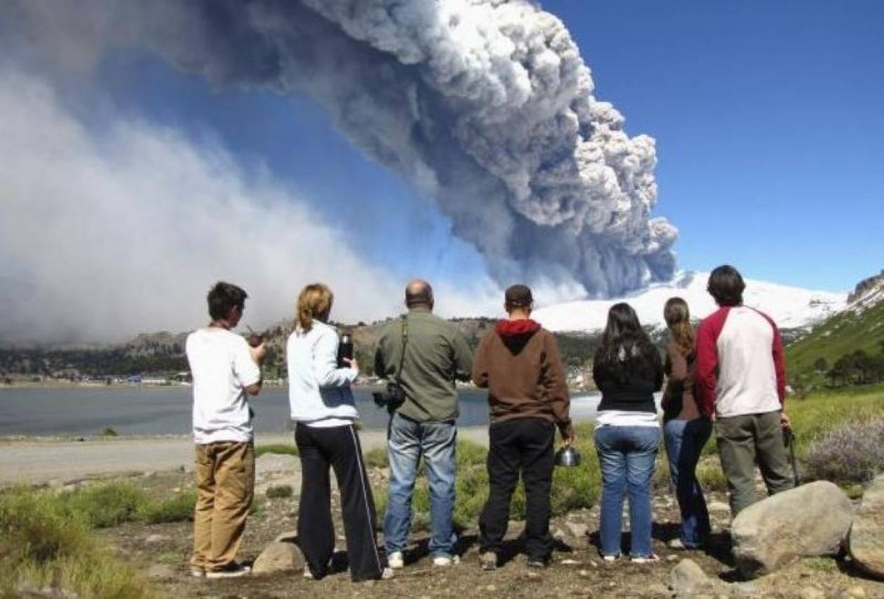 Βίντεο: Αυξήθηκε η δραστηριότητα στο ηφαίστειο Κοπάχουε