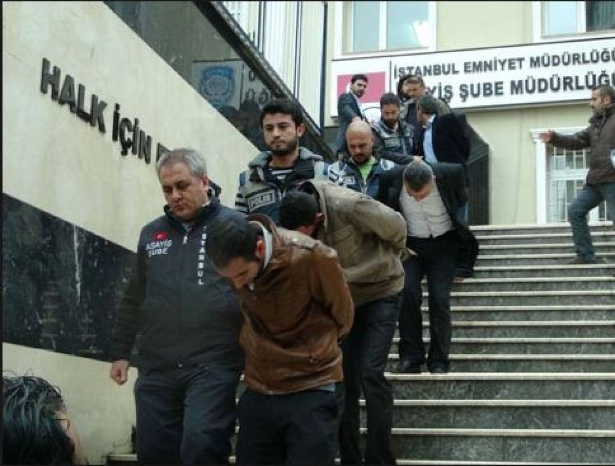 Τουρκία: Δώδεκα συλλήψεις ύποπτων για τρομοκρατία