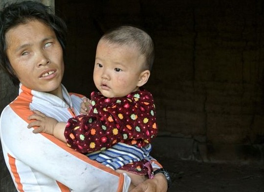 ΣΟΚ: Τυφλή μάνα πούλησε τέσσερα νεογέννητα μώρα της