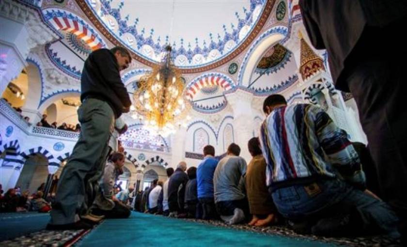 Μουσουλμάνος ιερωμένος κήρυξε τζιχάντ στη Συρία