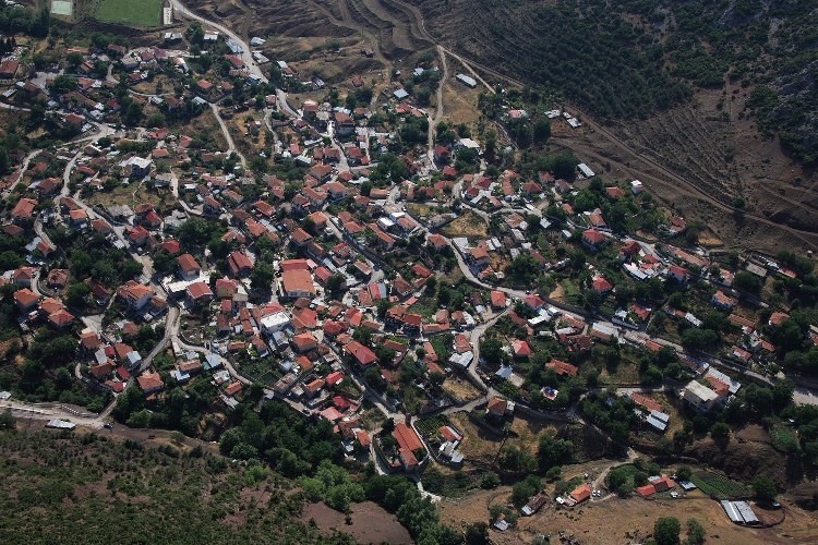 Ανάβρα: Το μοναδικό χωριό στην Ελλάδα με μηδέν ανεργία (pics)