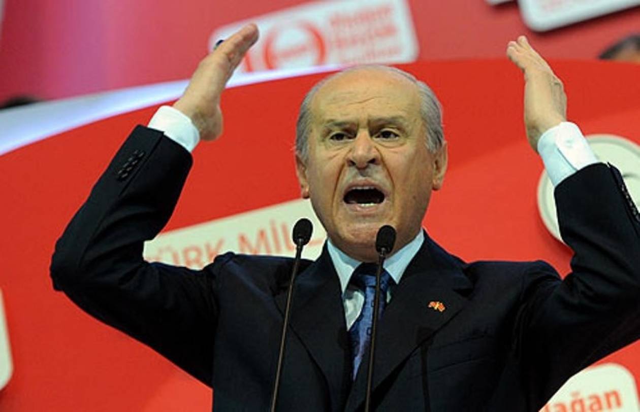 Tουρκία: Πιέσεις στον Ερντογάν για πρόωρες βουλευτικές εκλογές