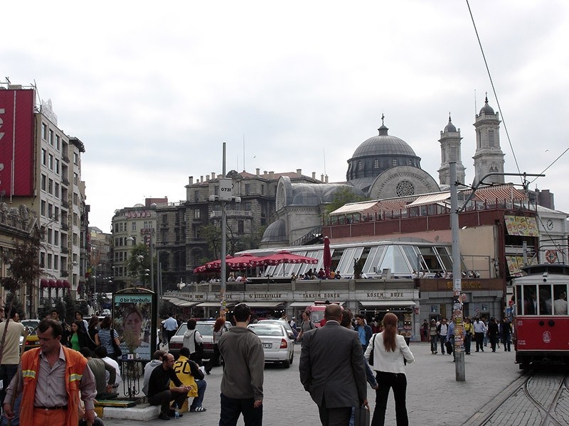 Πώς τα σχέδια Ερντογάν απειλούν το σύμβολο της Ορθοδοξίας στην Ταξίμ