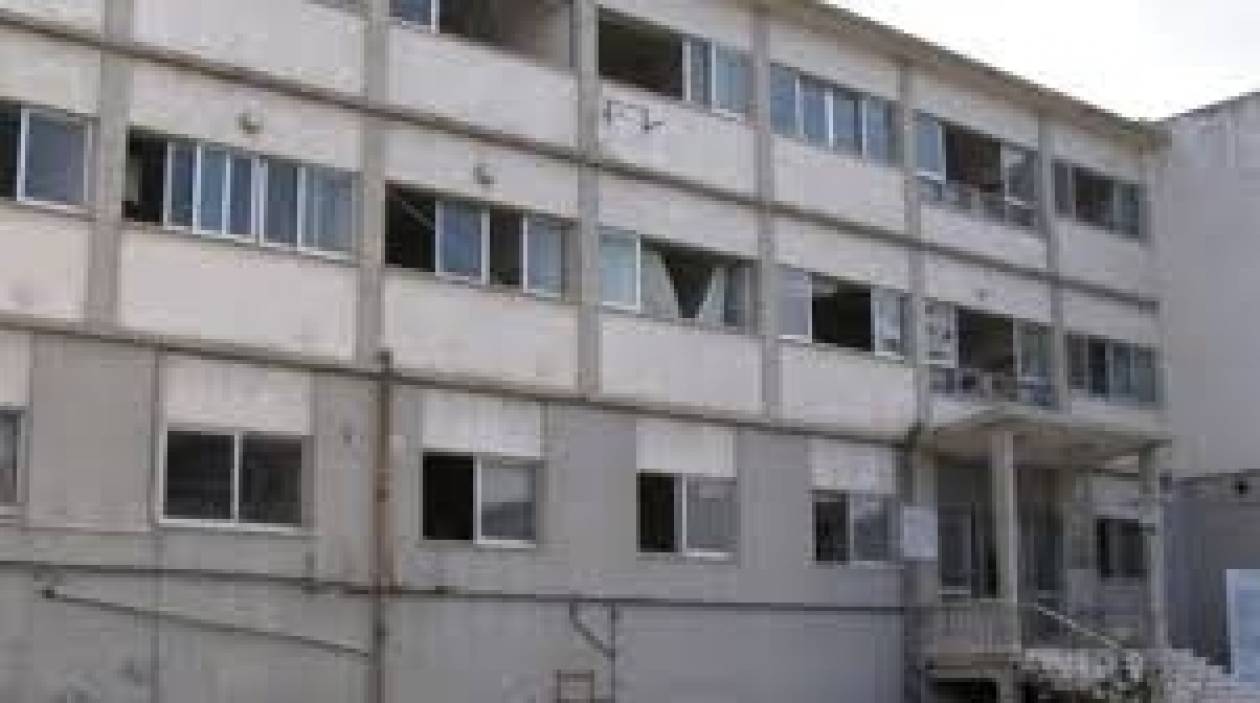 Χανιά: Κατεδαφίζεται το παλιό νοσοκομείο