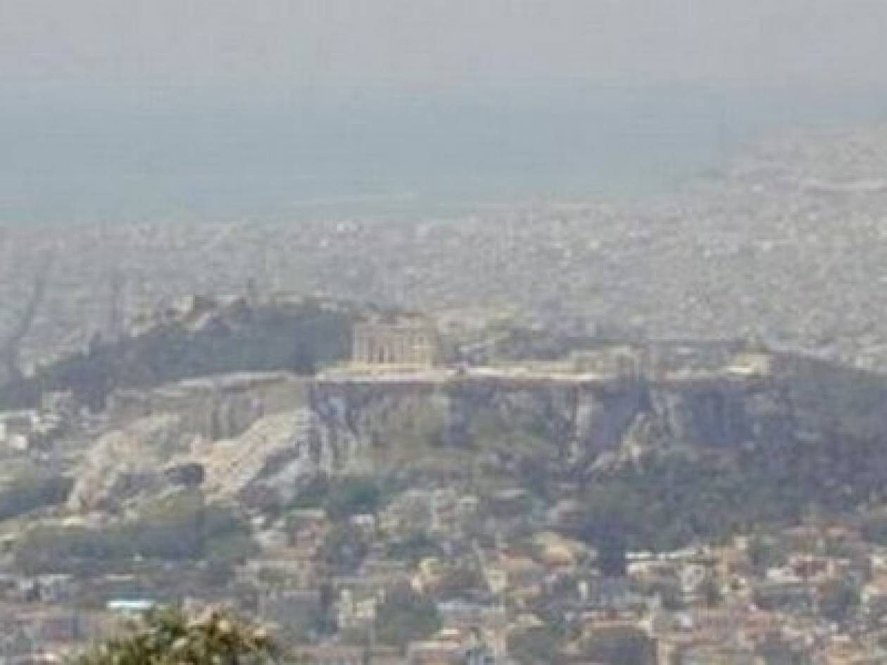 Προσοχή: Στο «κόκκινο» οι τιμές του όζοντος στην Αθήνα