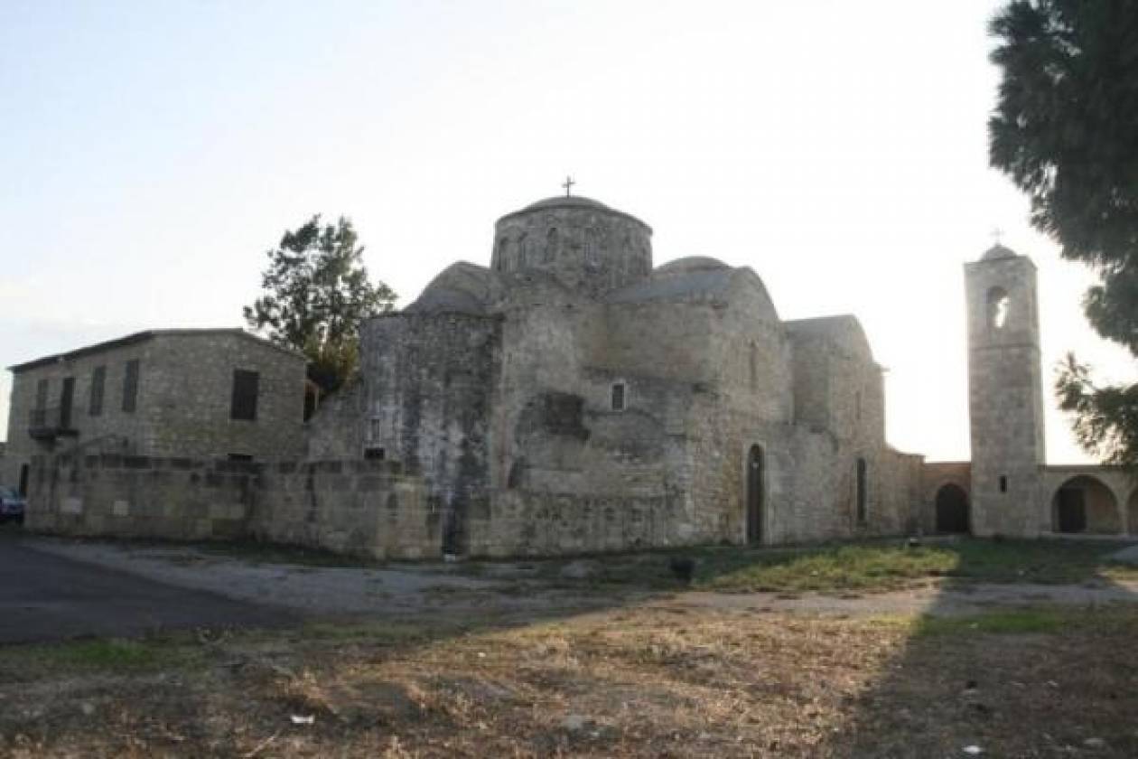 Κύπρος:Θεία Λειτουργία στη Μονή του Αποστόλου Βαρνάβα στα Κατεχόμενα