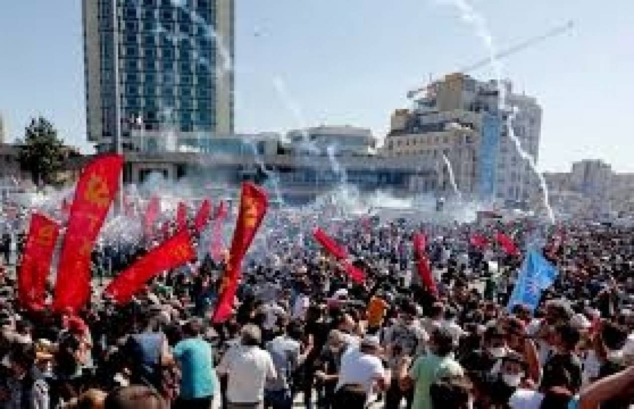 Τουρκία: Δακρυγόνα έριξε η αστυνομία κατά των διαδηλωτών