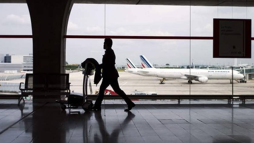 Συνεχίζεται η απεργία στα γαλλικά αεροδρόμια για δεύτερη ημέρα