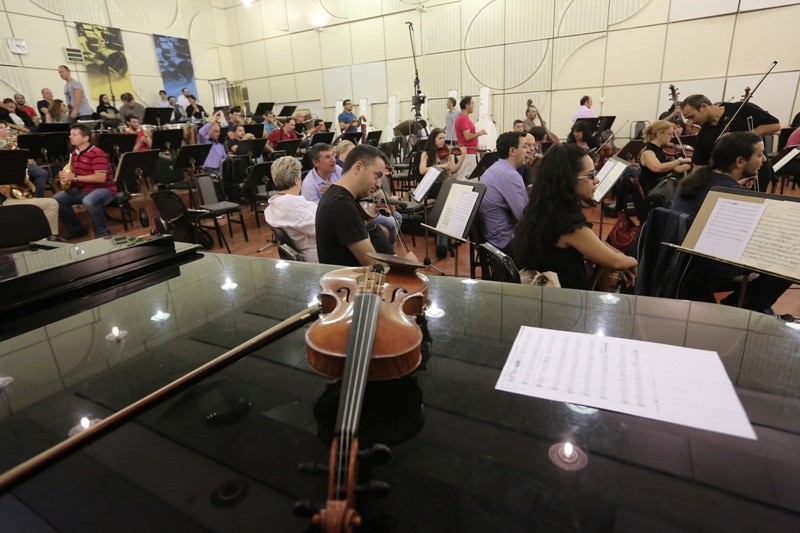 Μεγάλη συναυλία στην ΕΡΤ από ορχήστρες Αθήνας και Πειραιά (pics)