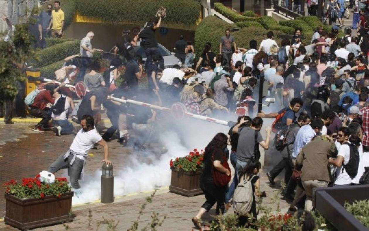 Τουρκία: Έκρυθμη η κατάσταση στην πλατεία Ταξίμ