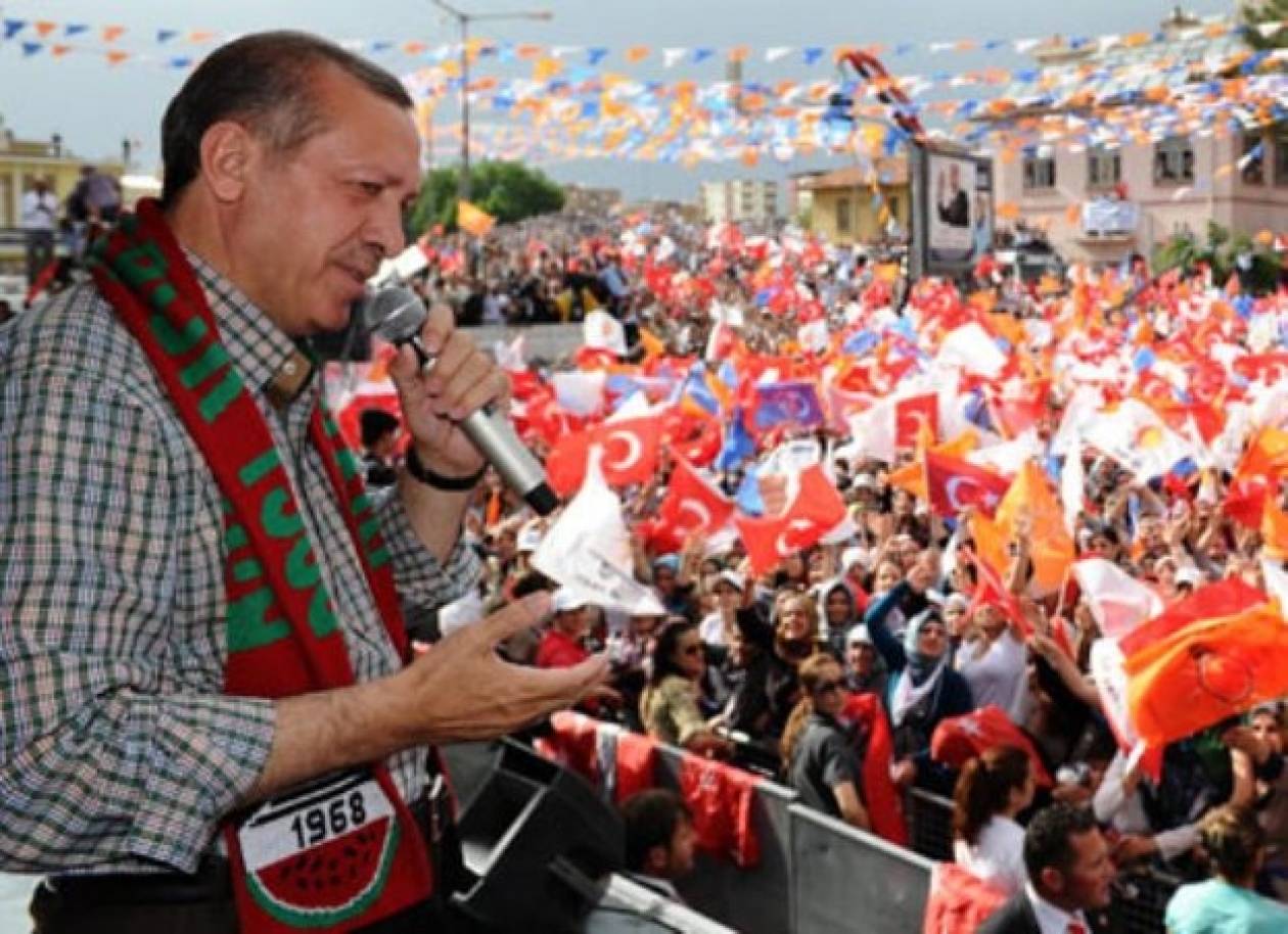 Τουρκία: «Βούλιαξε» η Κωνσταντινούπολη από τους οπαδούς του Ερντογάν