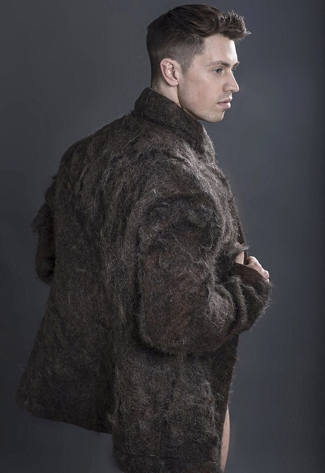 Αν είναι δυνατόν: Αυτό το παλτό είναι φτιαγμένο από... (pics)