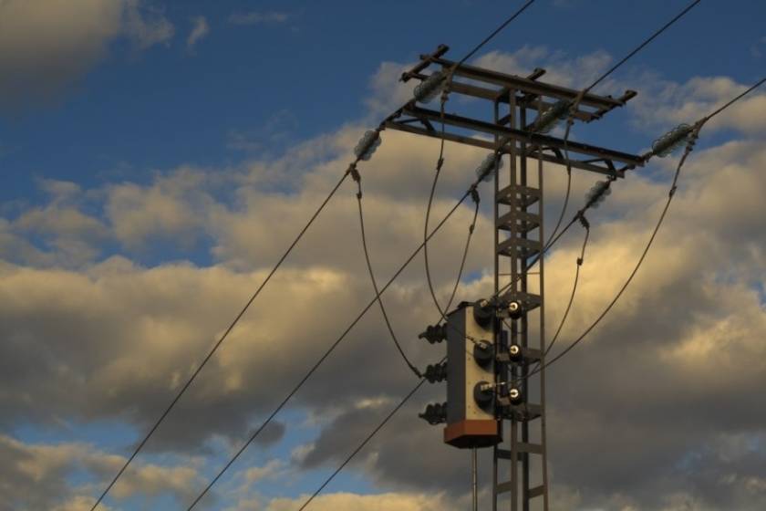 Ρουμανία: Φθηνότερη η ηλεκτρική ενέργεια για τους καταναλωτές