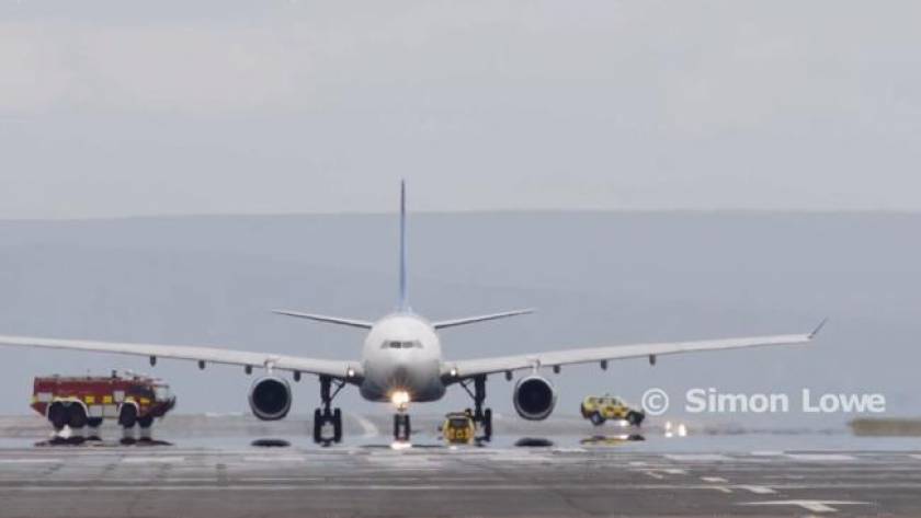 Βίντεο-ΣΟΚ: Κινητήρας αεροσκάφους εξερράγη λίγο πριν την απογείωση