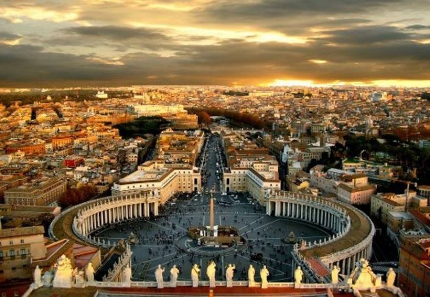 Βατικανό: Υψηλόβαθμος κληρικός στο κύκλωμα βρώμικου χρήματος