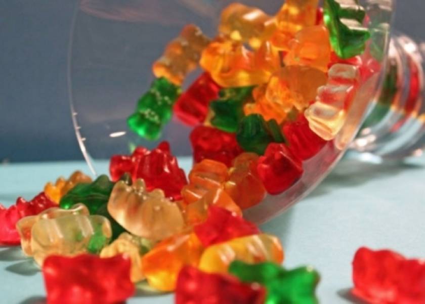 Τι θα συμβεί αν ρίξετε ένα Gummy Bear σε χλωρικό κάλιο;