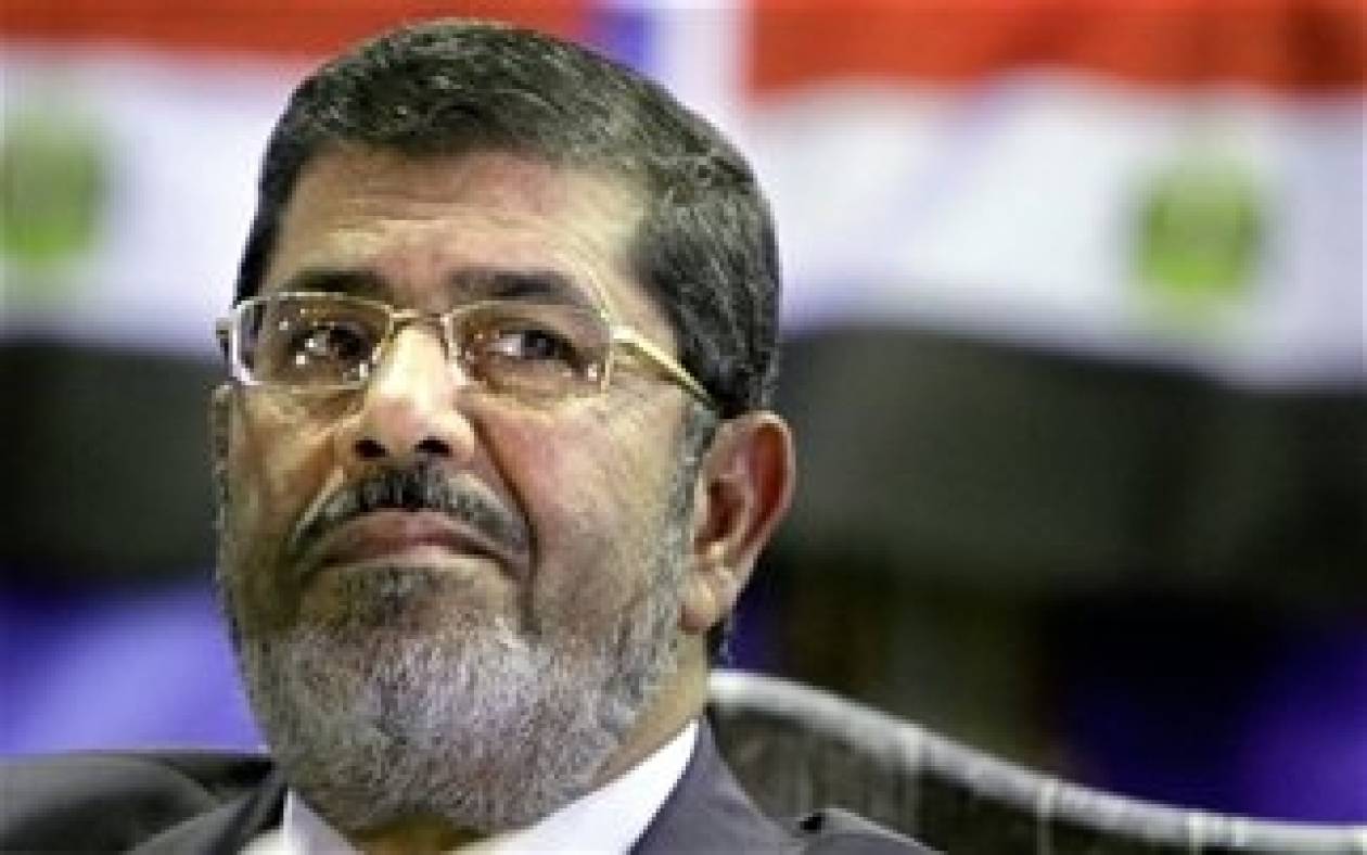 Έρευνα σε βάρος Μόρσι και 15 στελεχών της Μουσουλμανικής Αδελφότητας