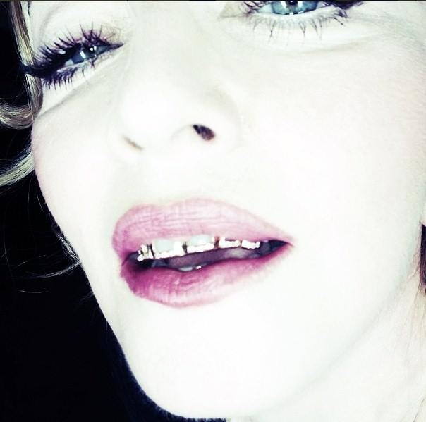 Προκαλεί εκ νέου η Madonna - «Φωτιά» στο Instagram (photos)