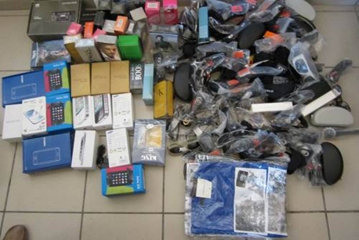 Κέρκυρα: Σύλληψη τεσσάρων ατόμων με «μαϊμού» προϊόντα