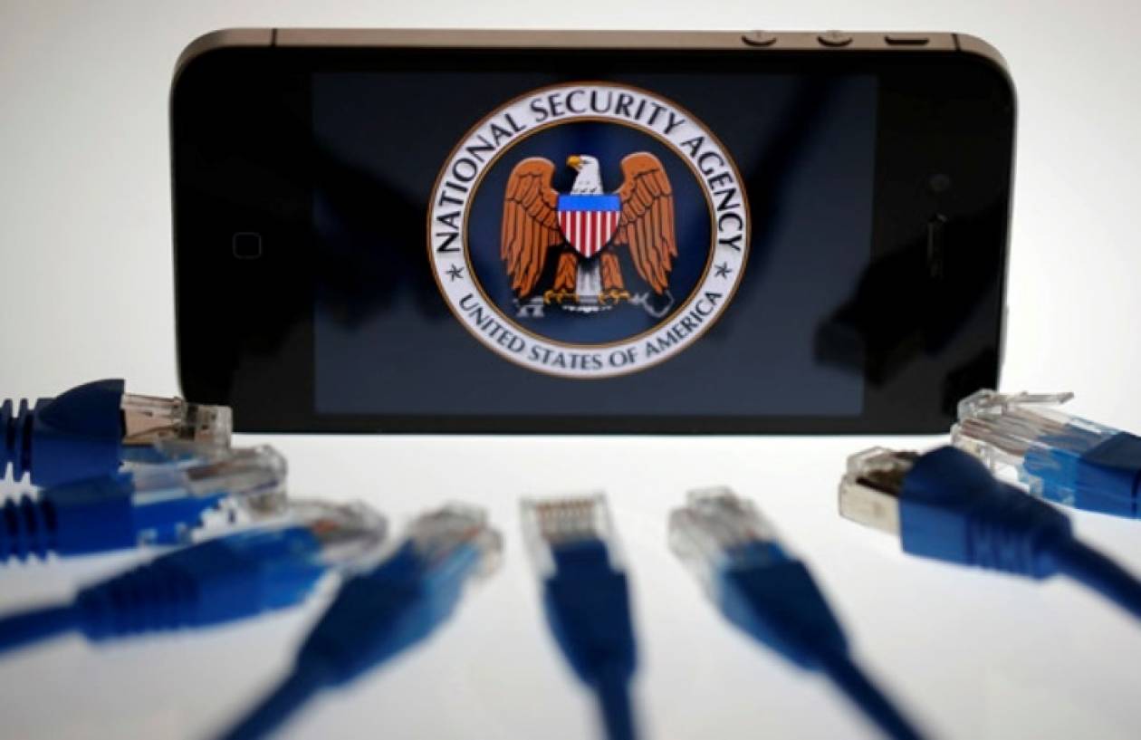Guardian: «Η Microsoft βοήθησε την NSA και το FBI στις υποκλοπές»