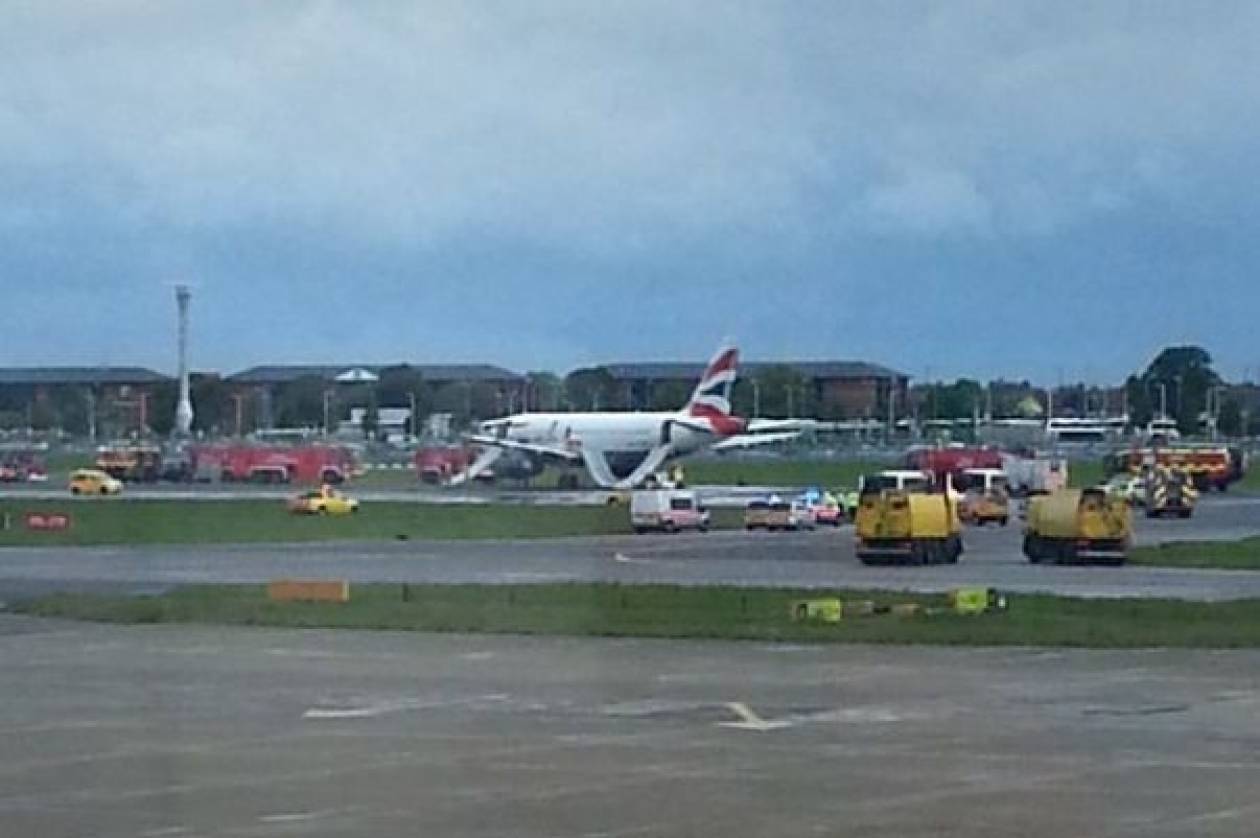Βρετανία:Έκλεισε το αεροδρόμιο Χίθροου λόγω πυρκαγιάς σε αεροπλάνο