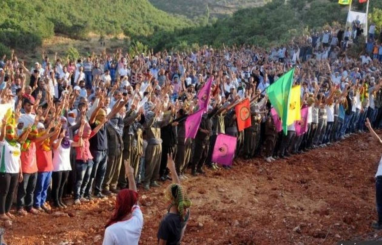 Diyarbakir: Οι Κούρδοι δημιούργησαν «Νεκροταφείο Μαρτύρων»