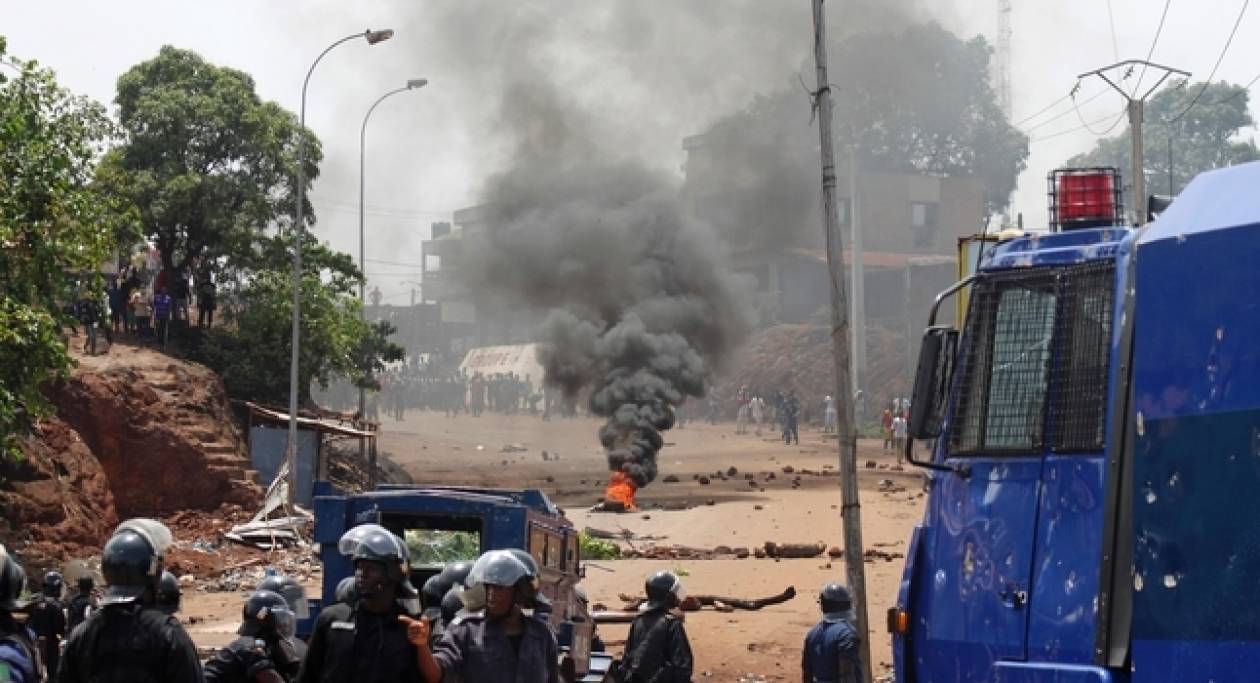 Γουινέα:  Μάχες μεταξύ μελών φυλών στοίχισαν τη ζωή σε 54 άτομα
