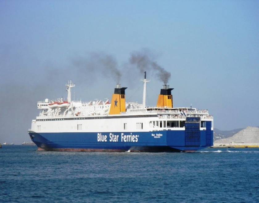 Ταλαιπωρία για τους επιβάτες πλοίου στη Σαντορίνη