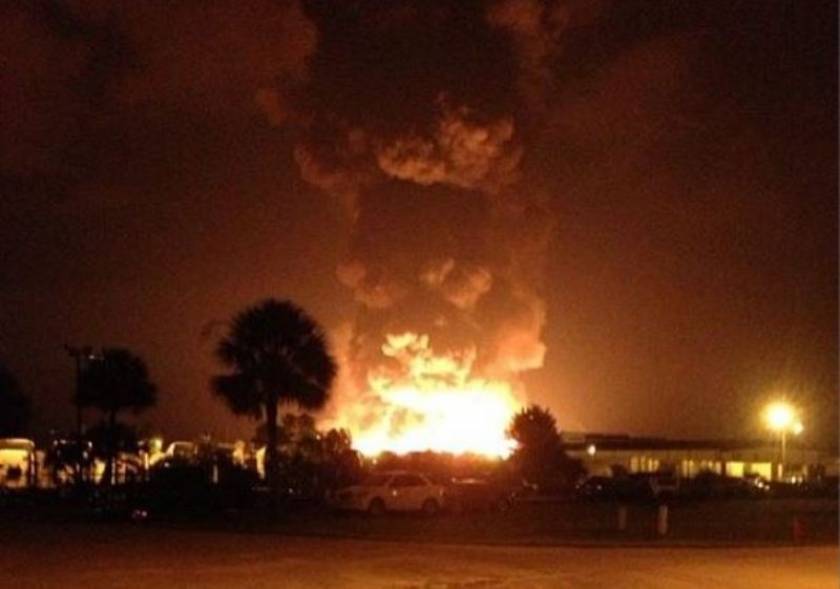 Μπαράζ εκρήξεων σε εγκαταστάσεις προπανίου στη Φλόριντα