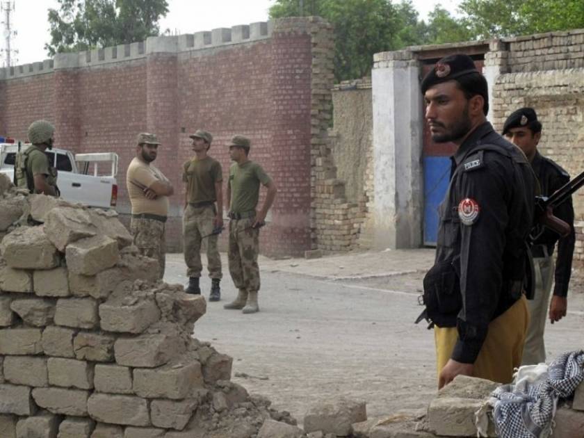 Πακιστάν: Αιματηρές συγκρούσεις ισλαμιστών και ενόπλων δυνάμεων