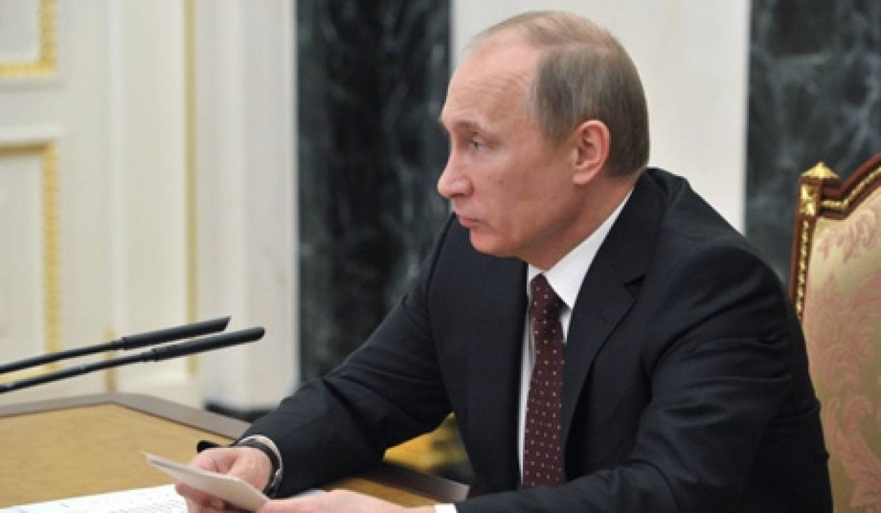 Πούτιν: Αντίθετος στην αύξηση φόρων σε ποτά και καπνό