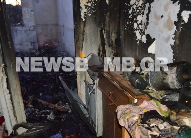 Σε απόγνωση ηλικιωμένος που κάηκε το σπίτι του στο Μαρκόπουλο pics+vid
