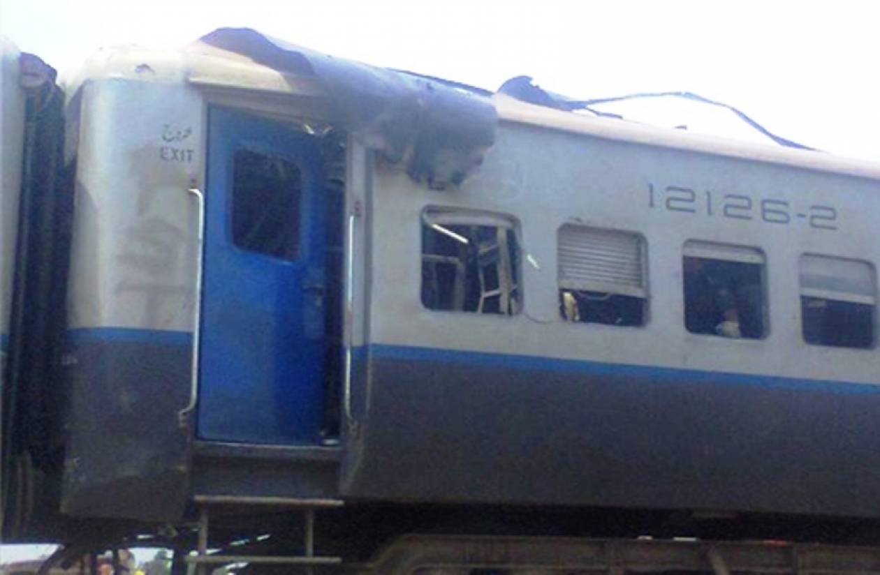 Έκρηξη βόμβας σε τρένο στο Πακιστάν