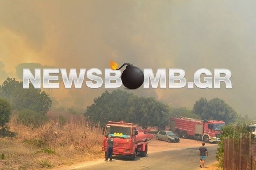 Καταγγελία: Από τροχαίο ξεκίνησε πυρκαγιά στον Μαραθώνα